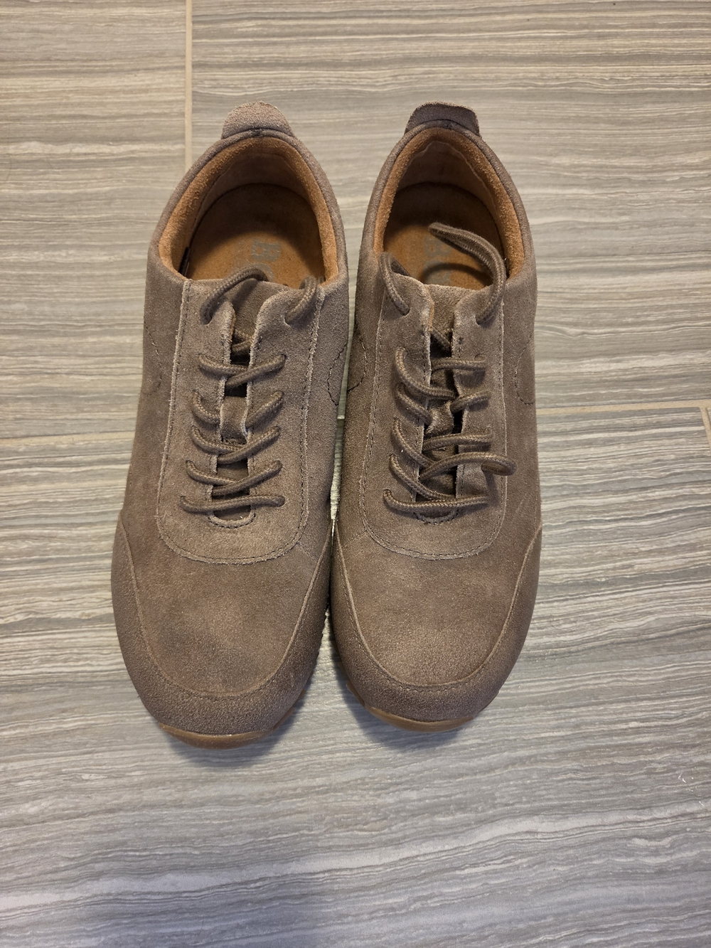Clarks Women's Taupe Lace-Up Flats
